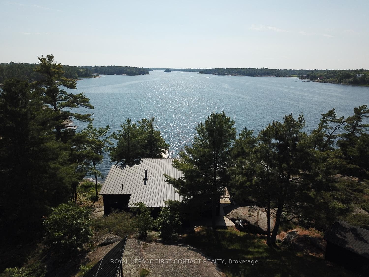 23 A26 Island photo 5