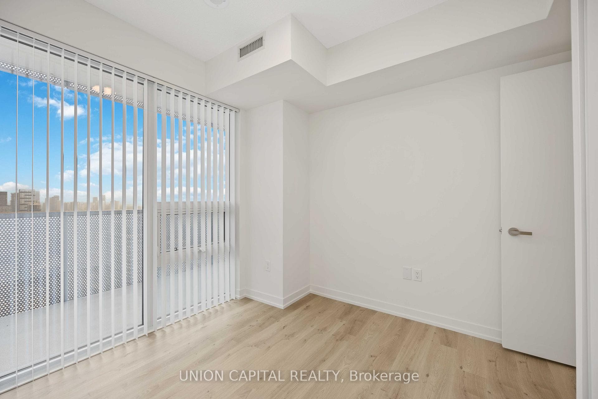 138 Downes Street Unit 4703 photo 18