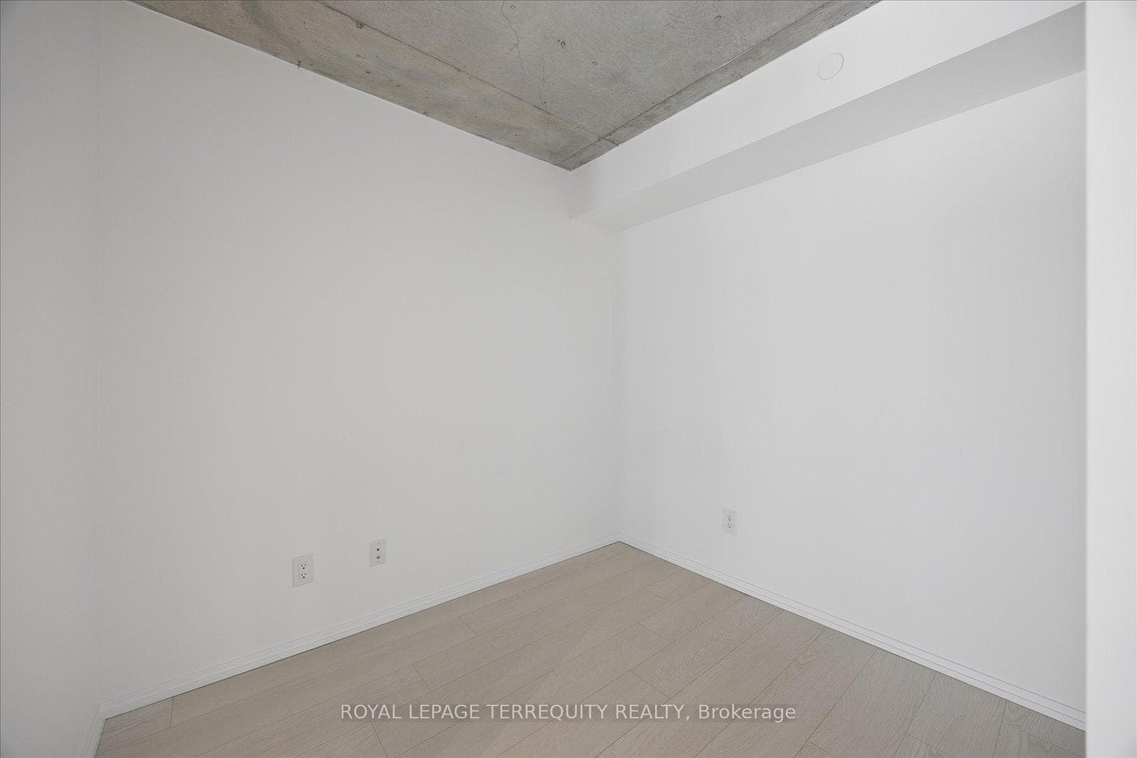 5 Soudan Avenue Unit 703 photo 25
