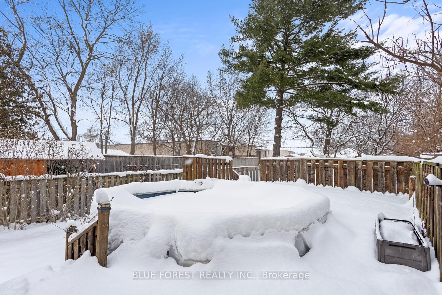 392 Spruce Street photo 39