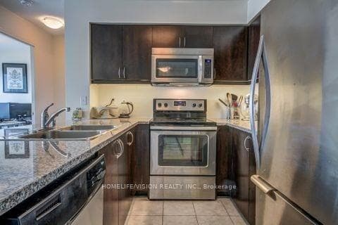 25 Lower Simcoe Street Unit Ph17 photo 14