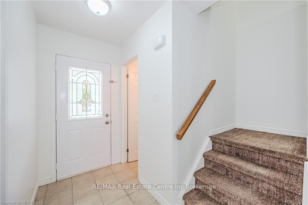 34 BUSHMILLS CRES Crescent photo 3