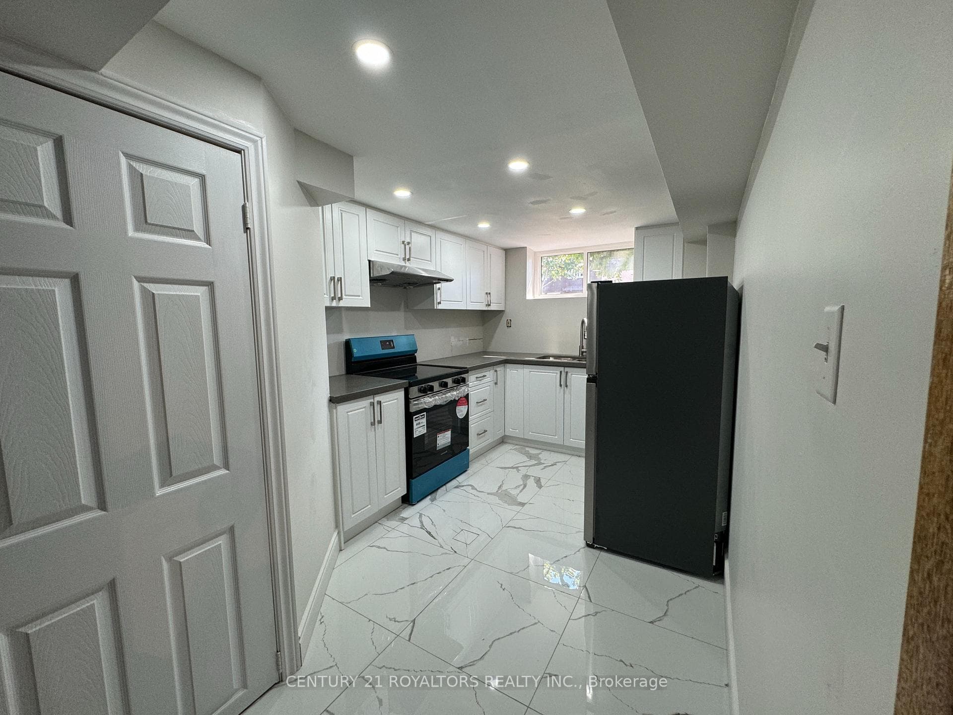 404 Trent Street photo 4
