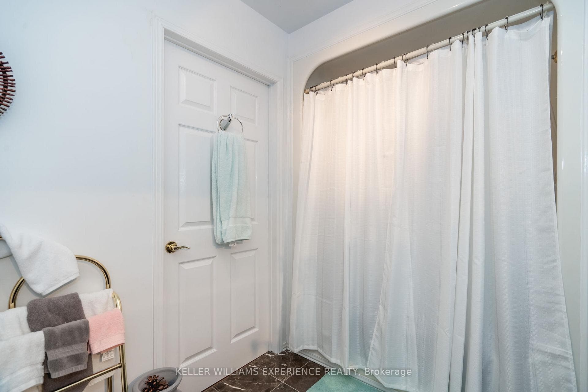 1760 Sandhill Road photo 15