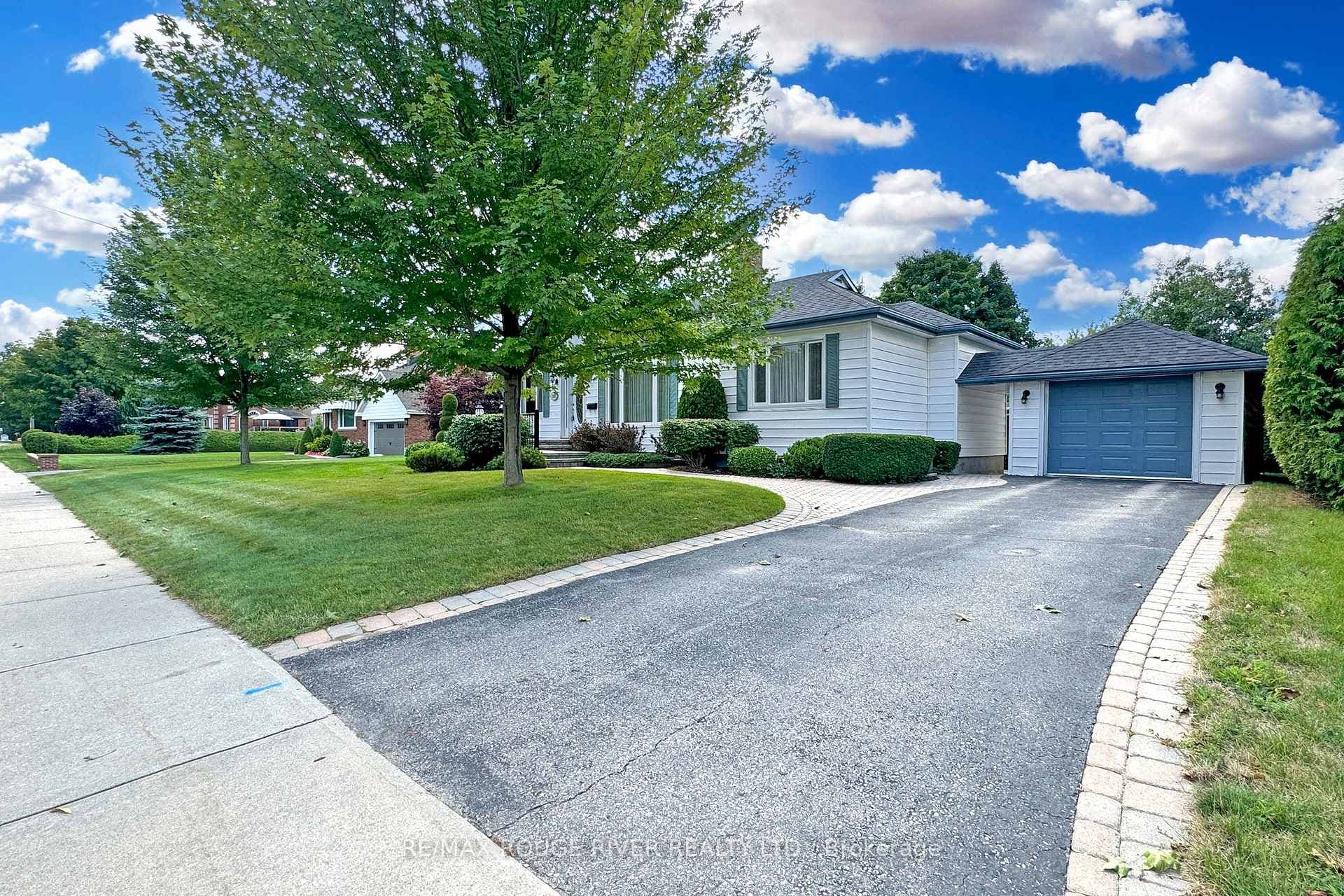 210 Scugog Street photo 6