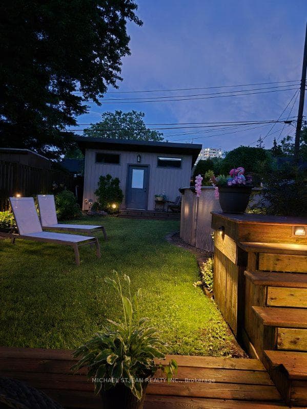 272 Adeline Avenue photo 50