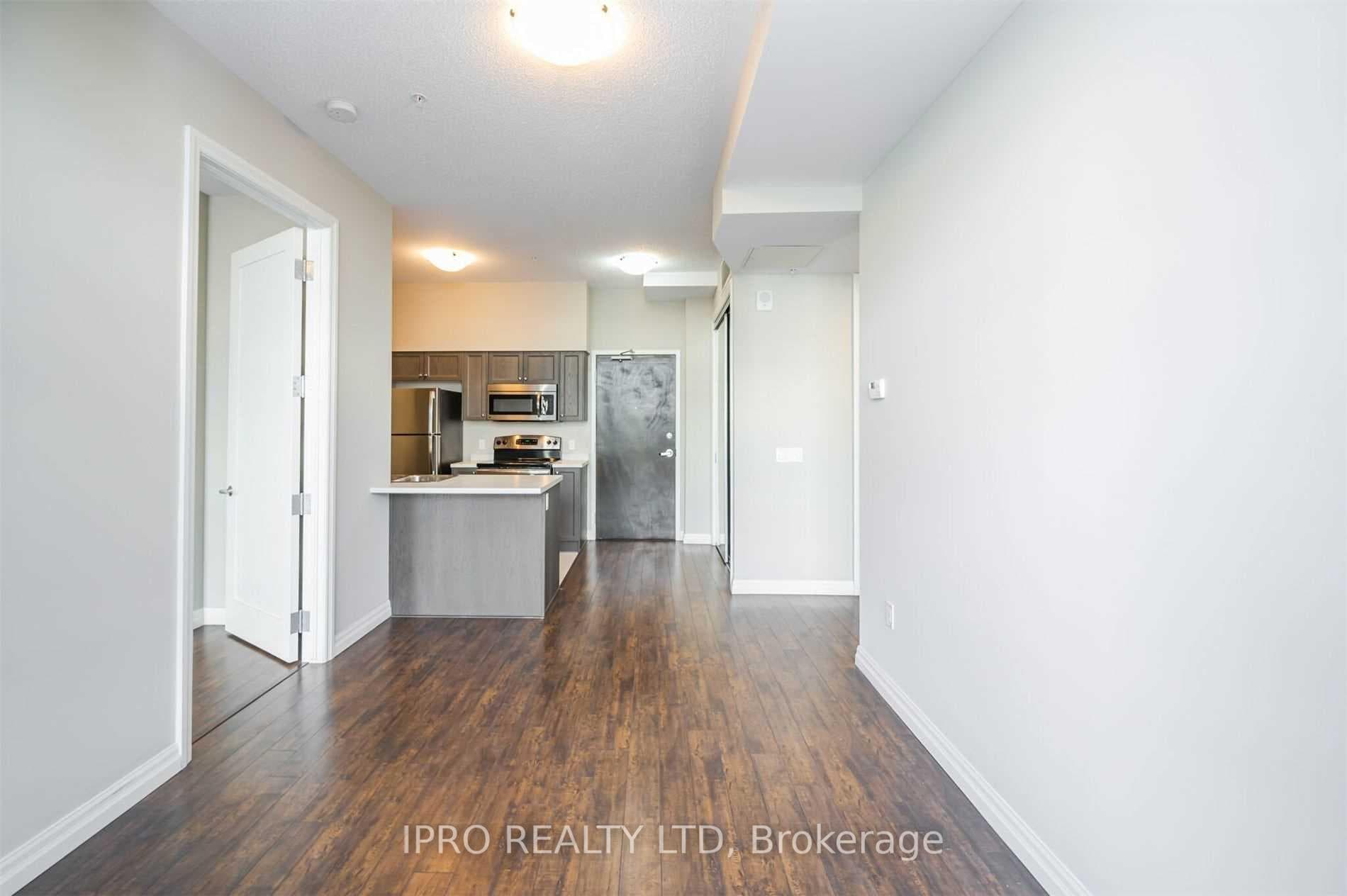 112 King Street Unit 907 photo 9