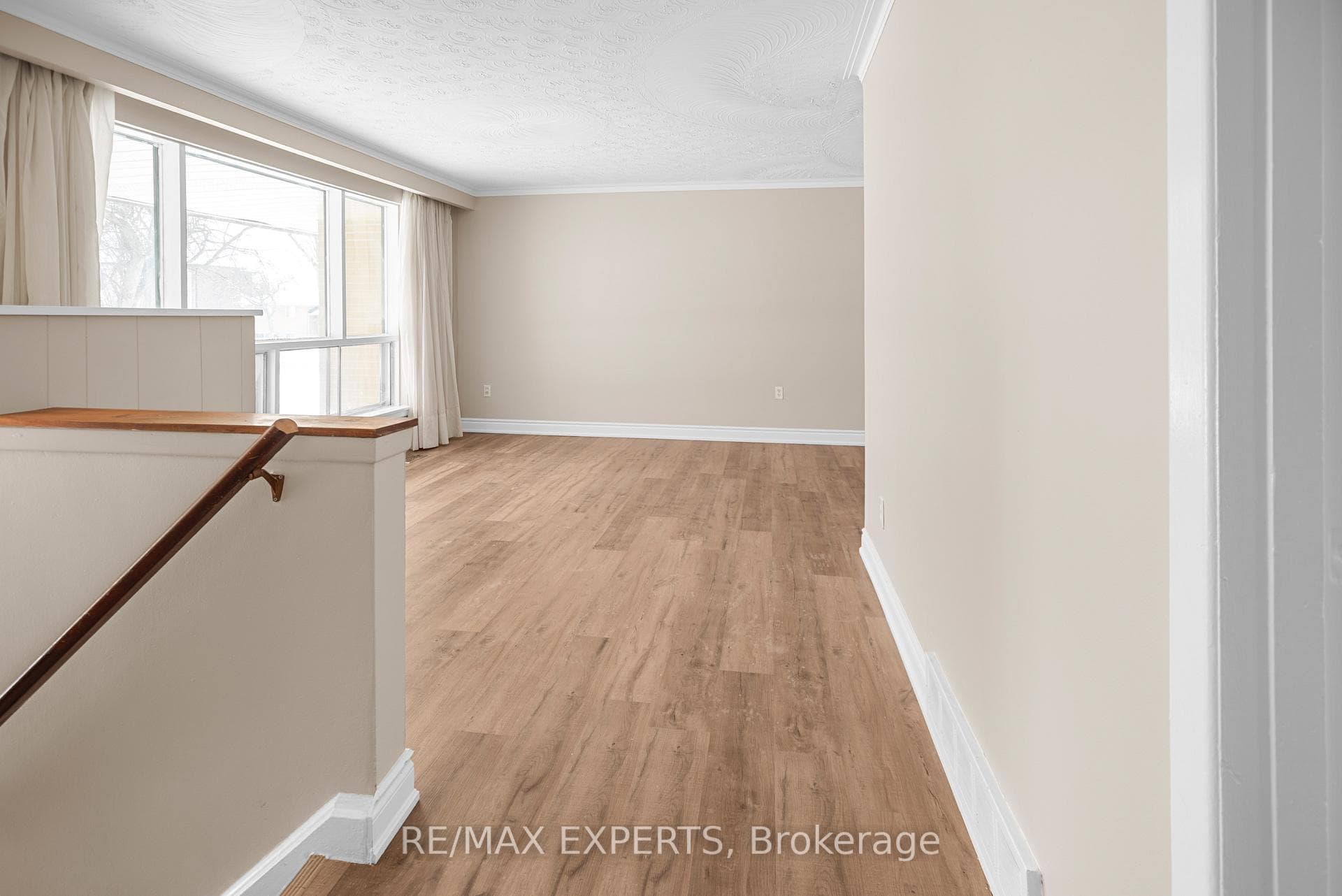 30 Gosling Road Unit Main photo 3