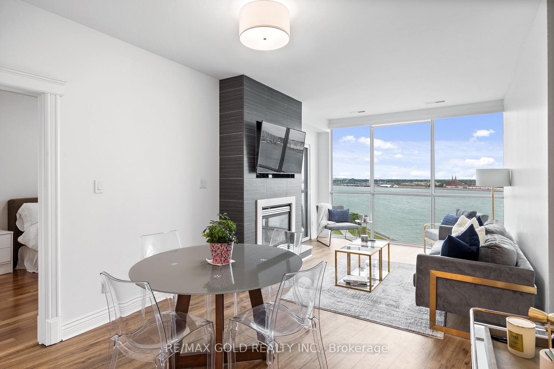 1225 Riverside Drive Unit 802 photo 5