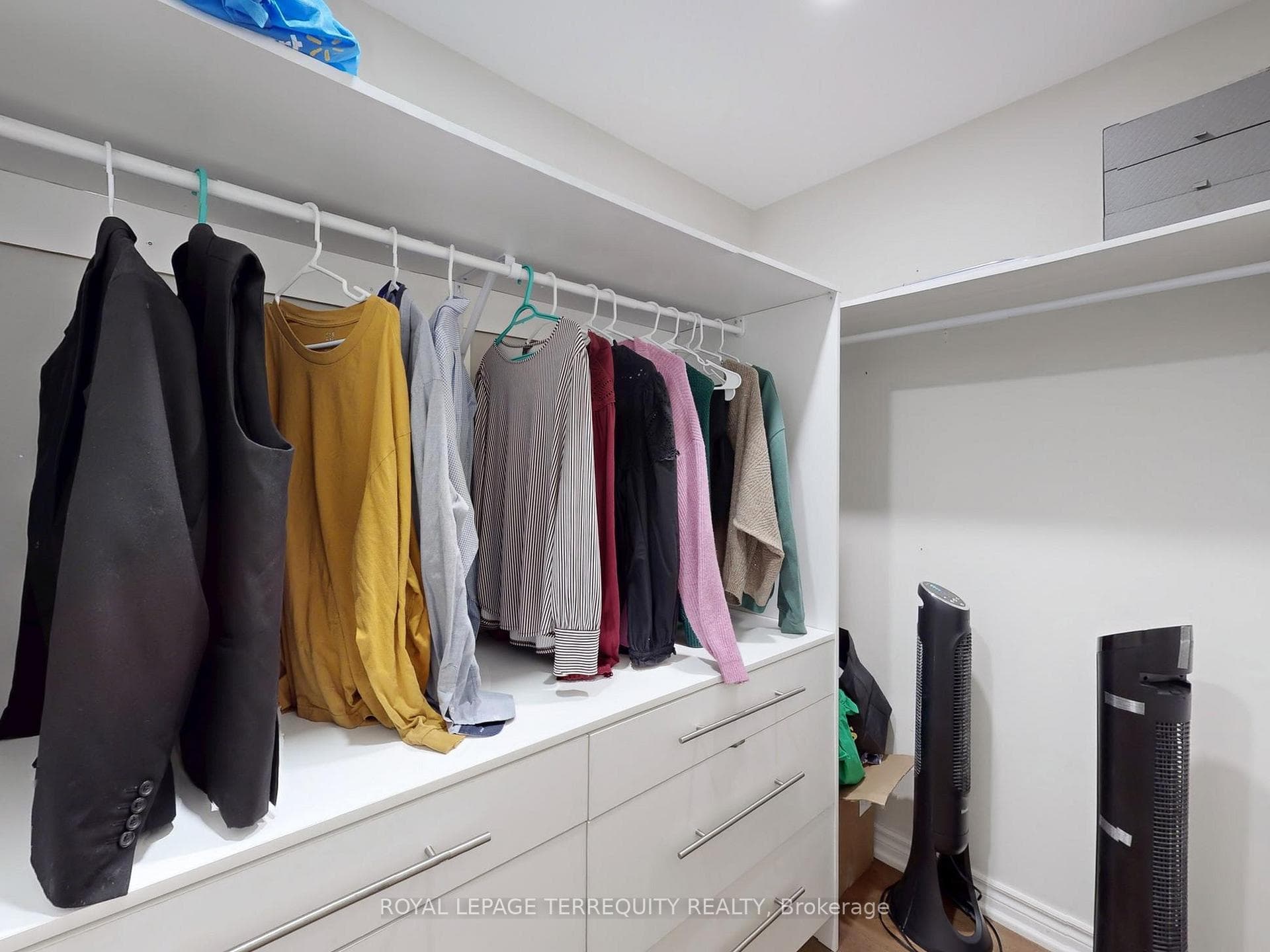 52 Dobson Drive photo 27