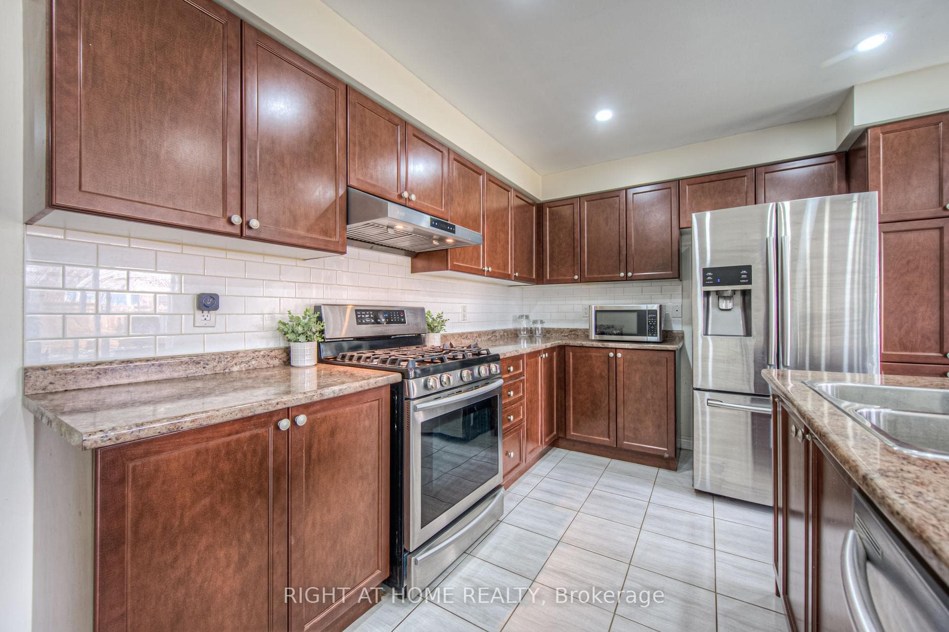 47 Mullholland Avenue photo 12