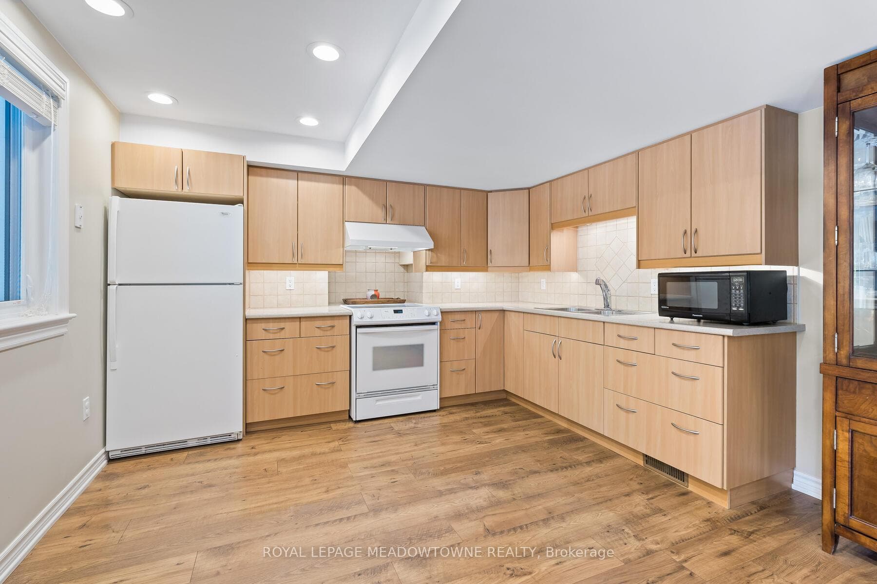 14120 Argyll Road photo 29