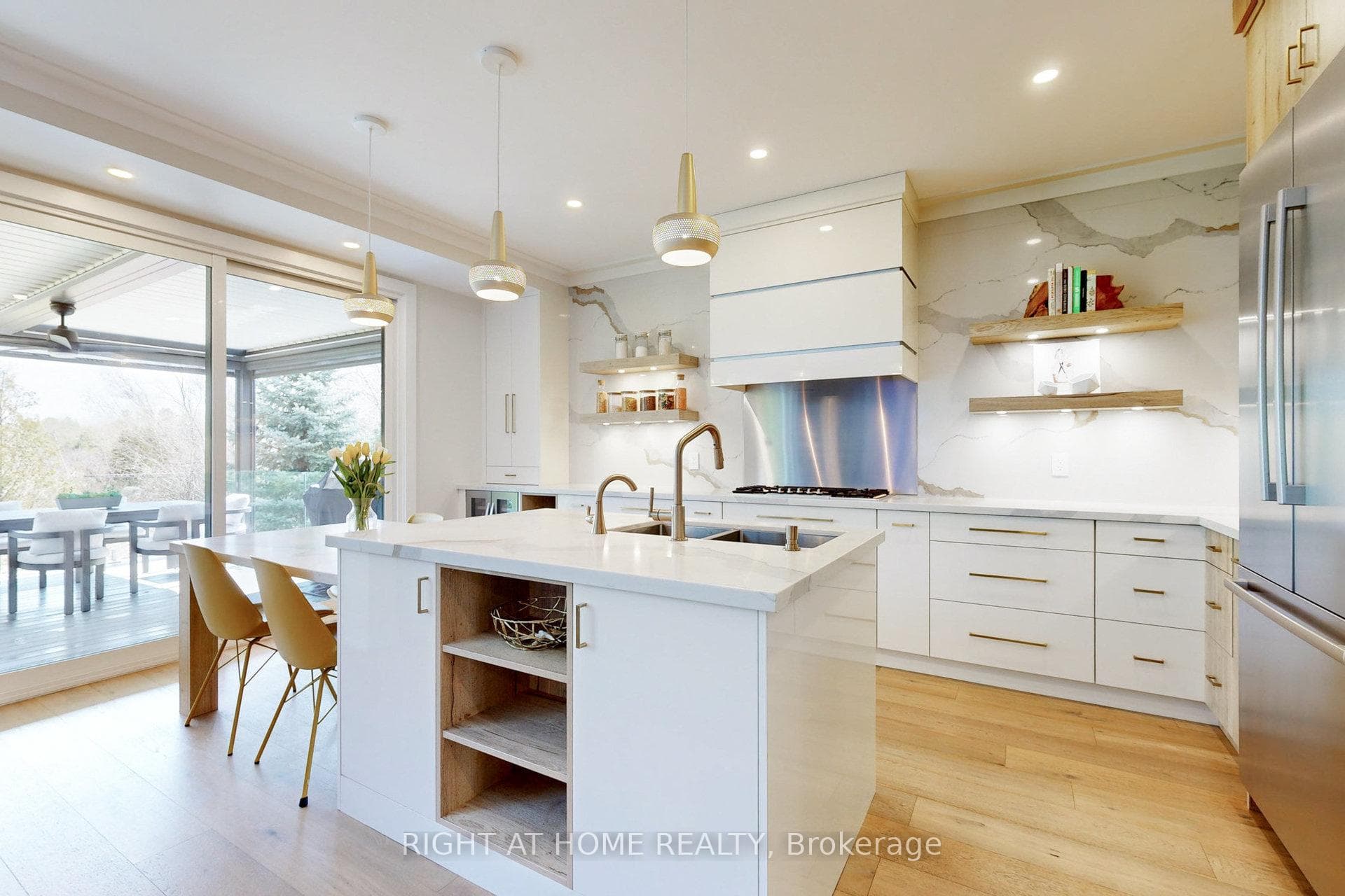 81 Verdi Road photo 12