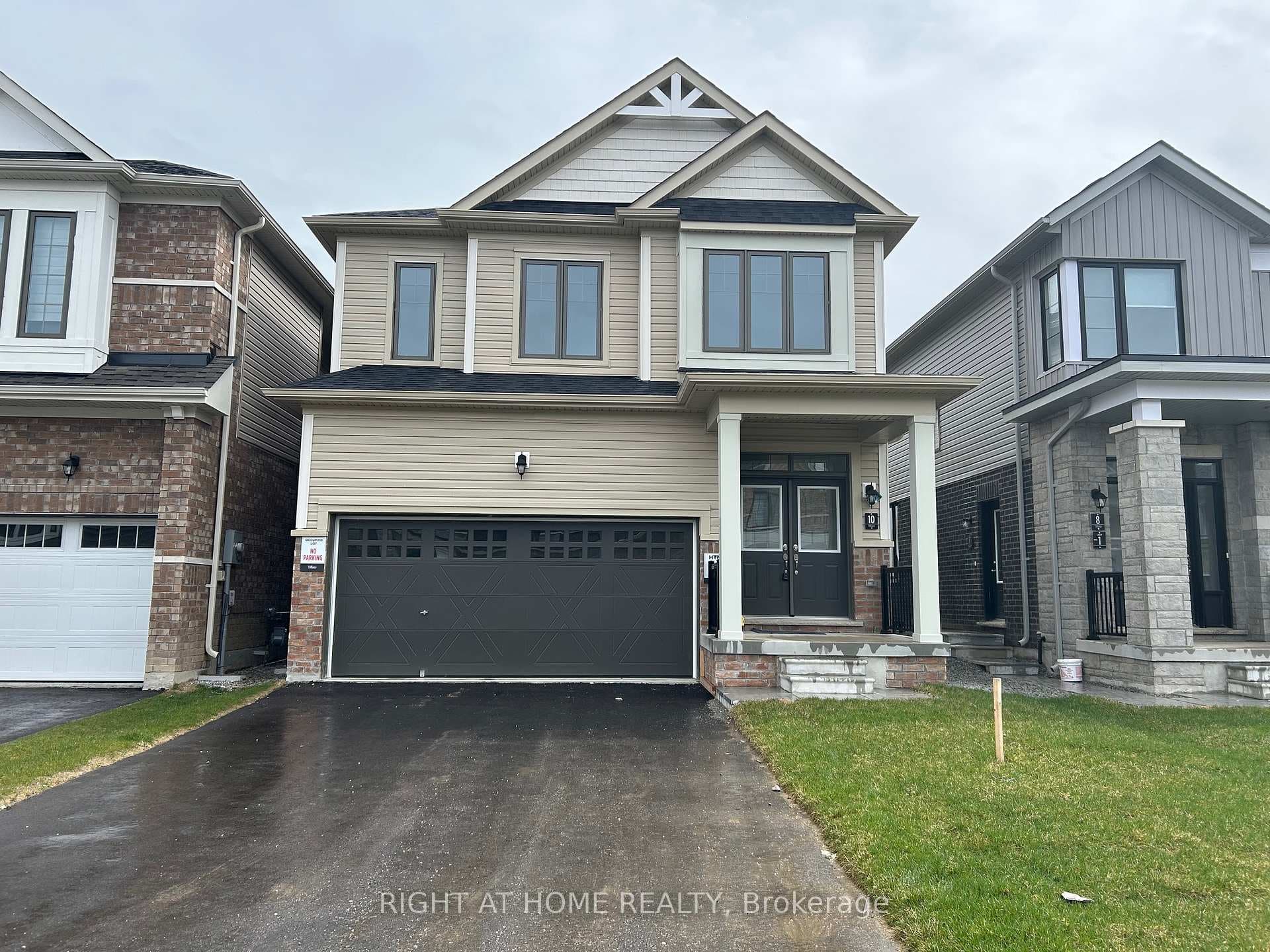 10 Ludlow Drive photo 1