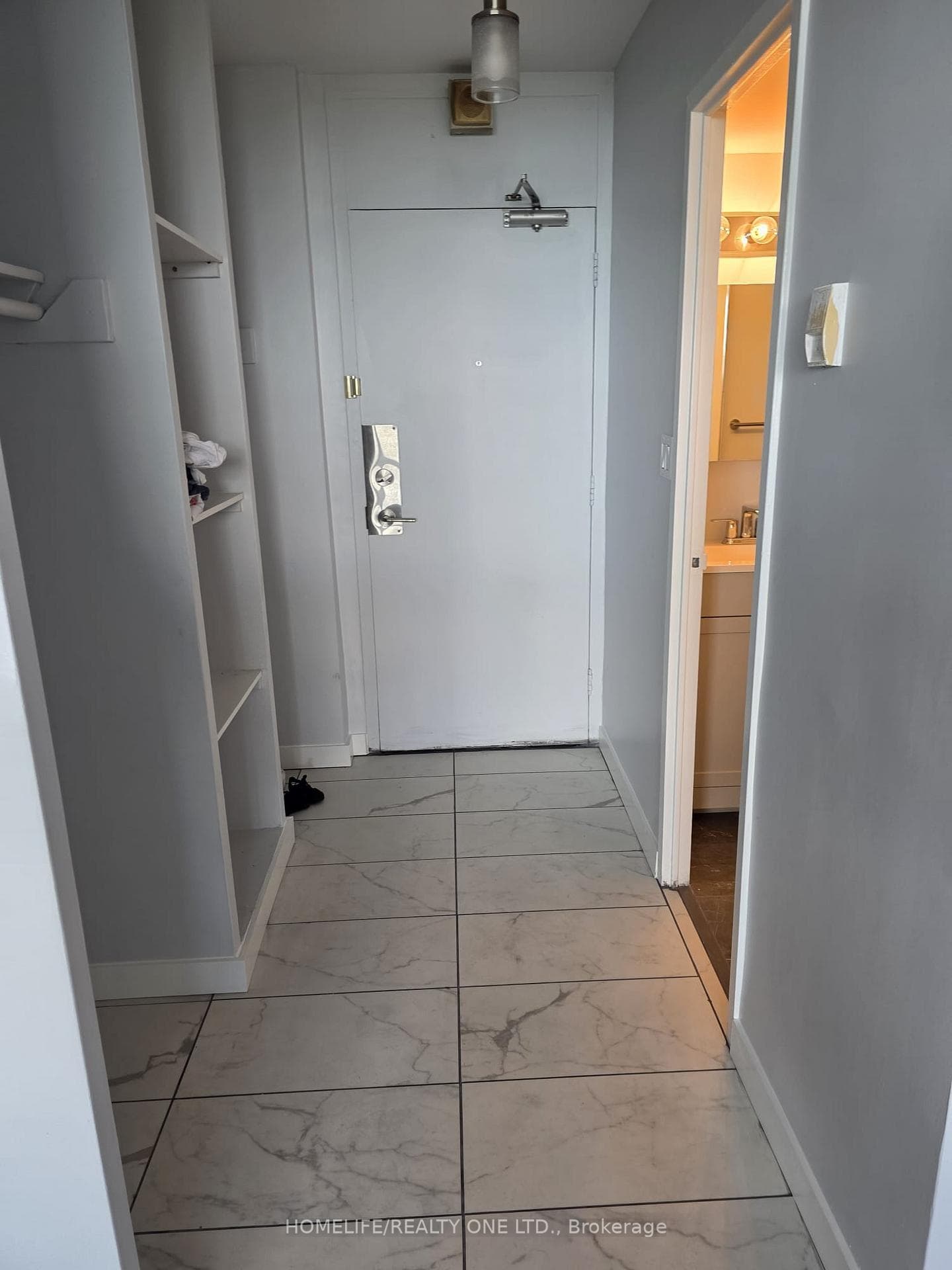 40 Homewood Avenue Unit 2010 photo 6