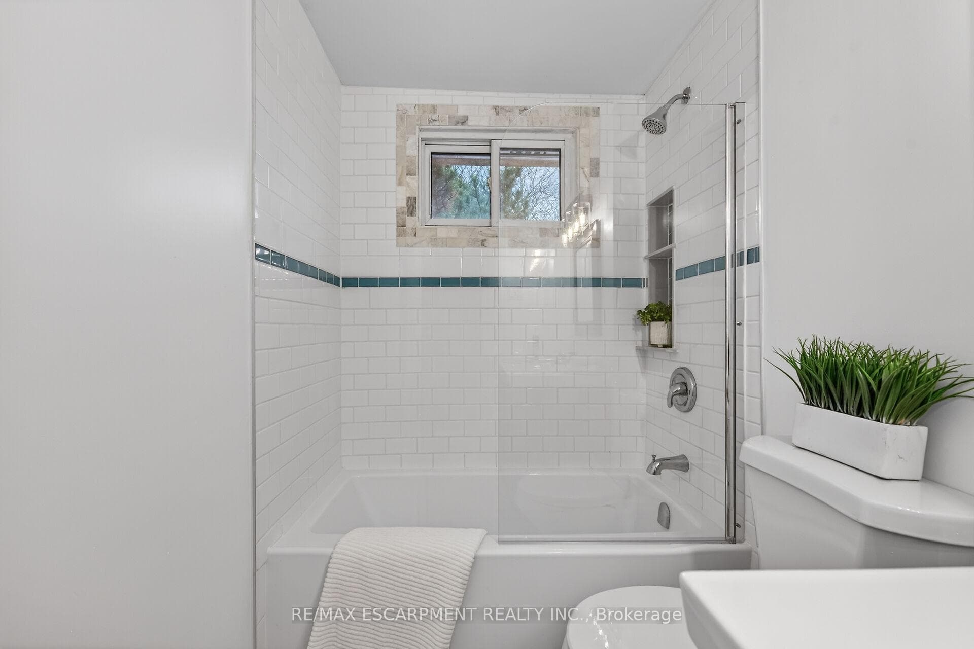 167 Darlington Drive photo 25