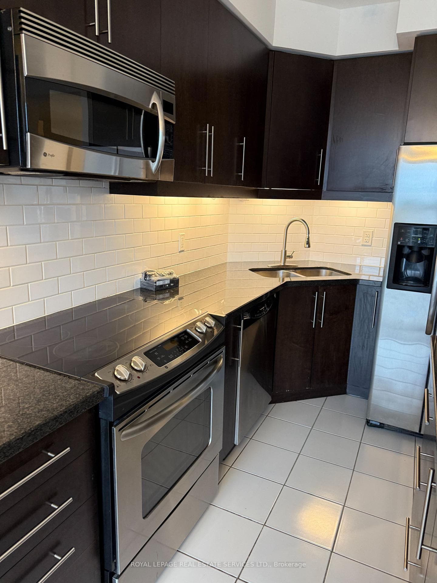 223 Webb Drive Unit 304 photo 4