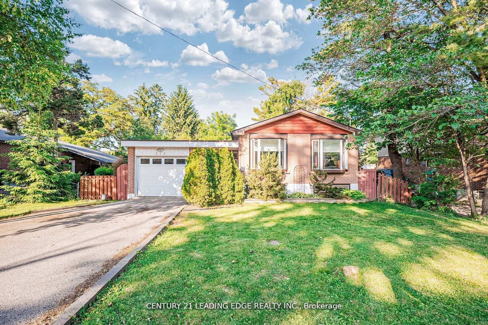 573 Marksbury Road photo 2