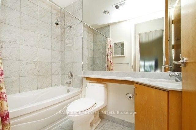 562 Eglinton Avenue Unit 307 photo 6