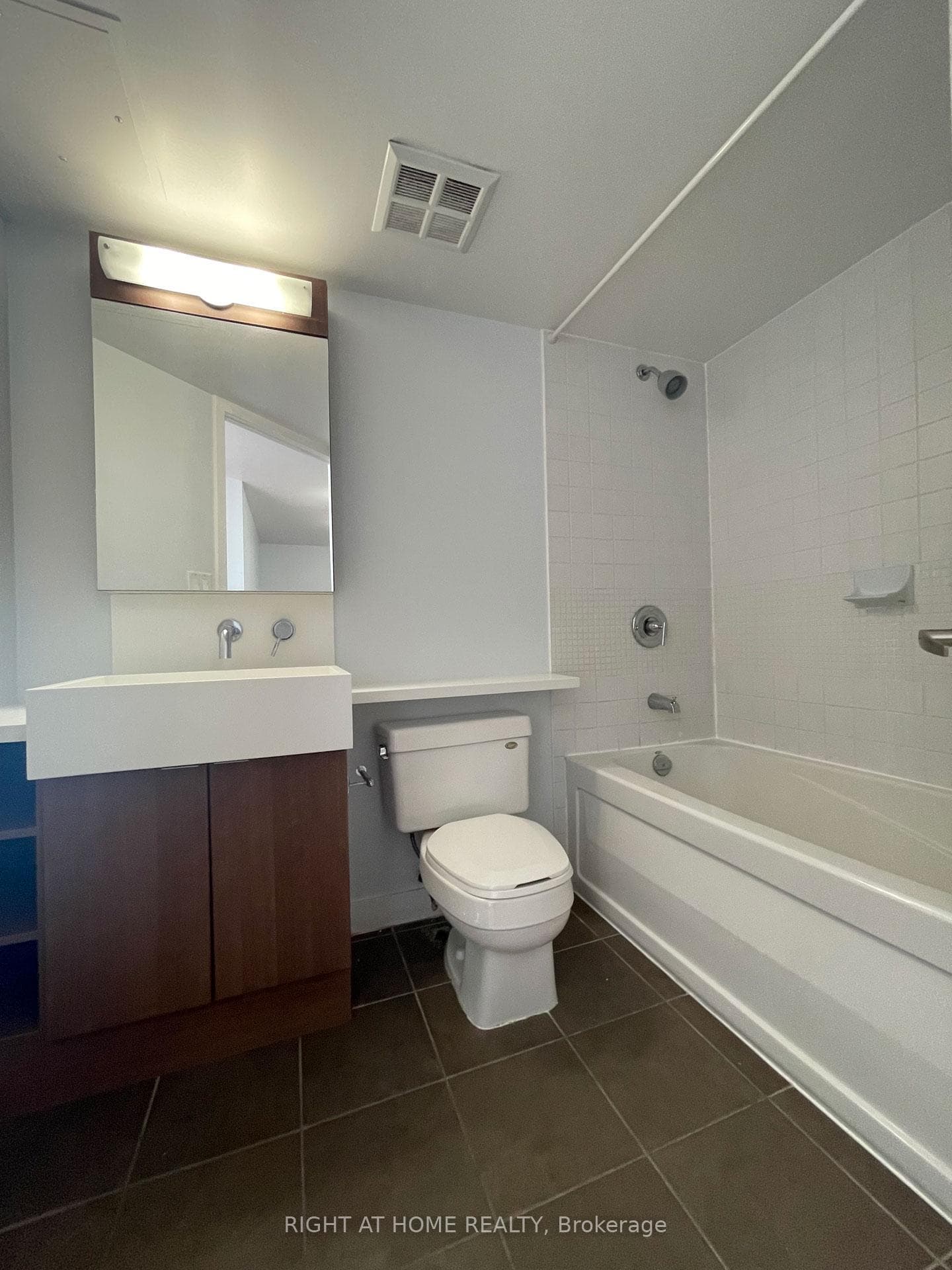 11 Brunel Court Unit 2615 photo 28