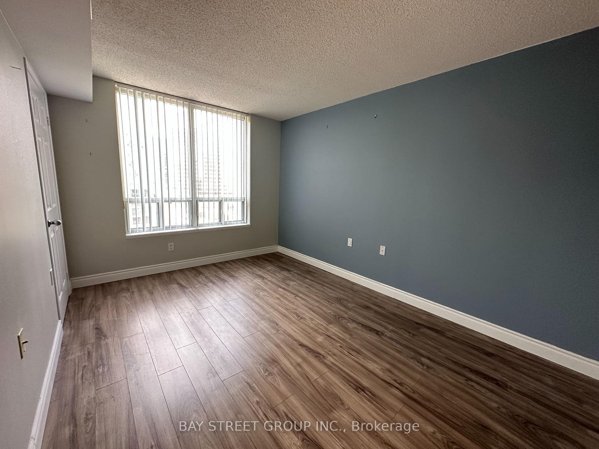 35 Finch Avenue Unit 1101 photo 13