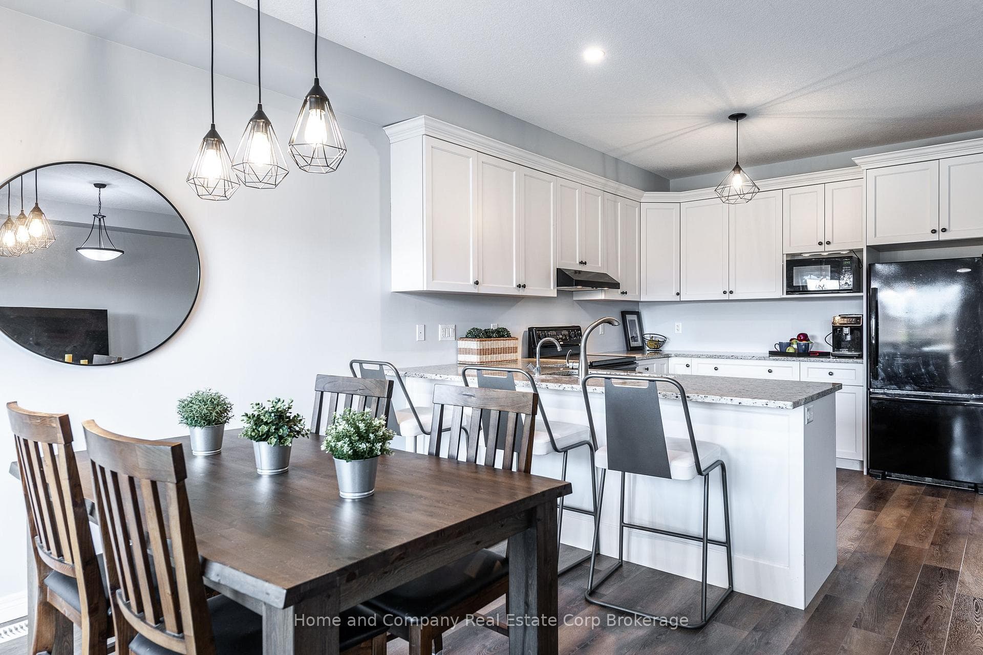 350 O'Loane Avenue Unit 3 photo 13