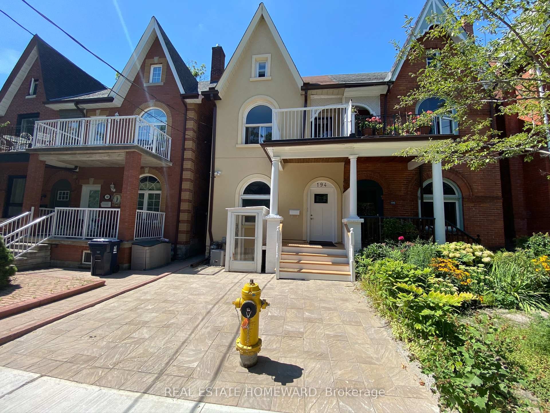 194 Concord Avenue photo 1
