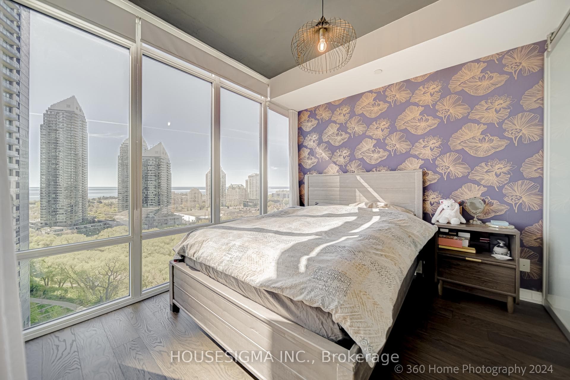 88 Park Lawn Road Unit 1806 photo 9