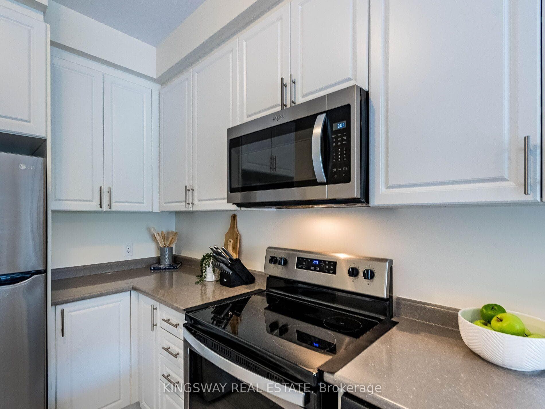 279 Skinner Road photo 7