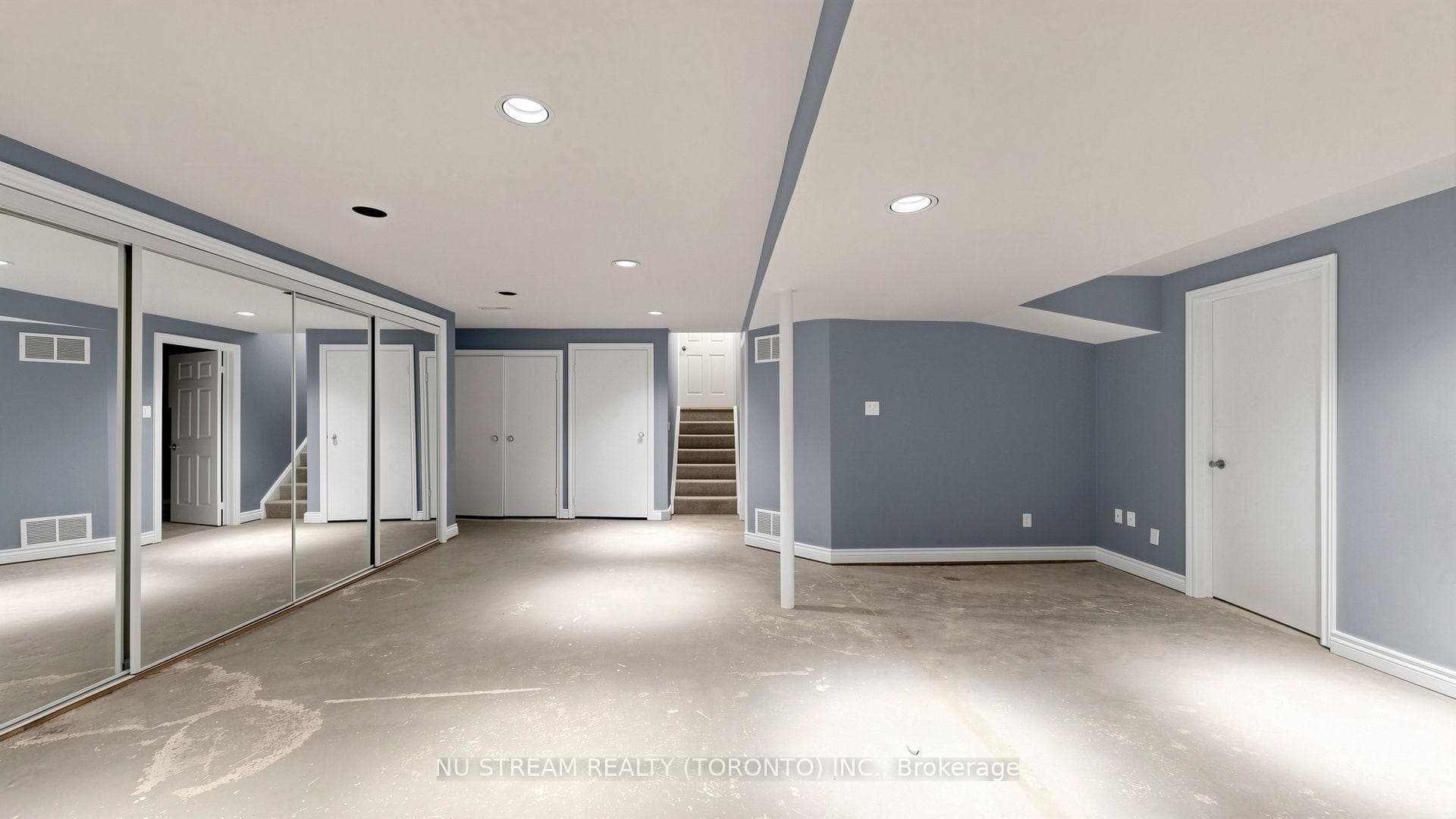 20 Blackforest Drive photo 26