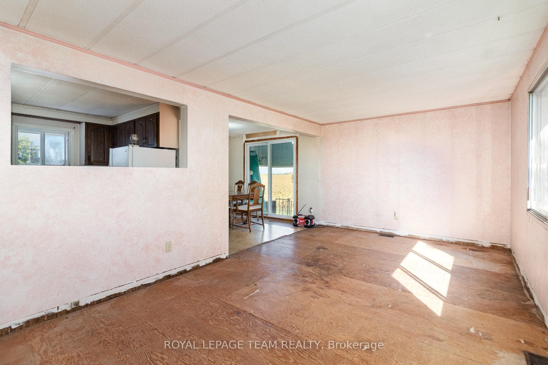 12121 Liscumb Road photo 9