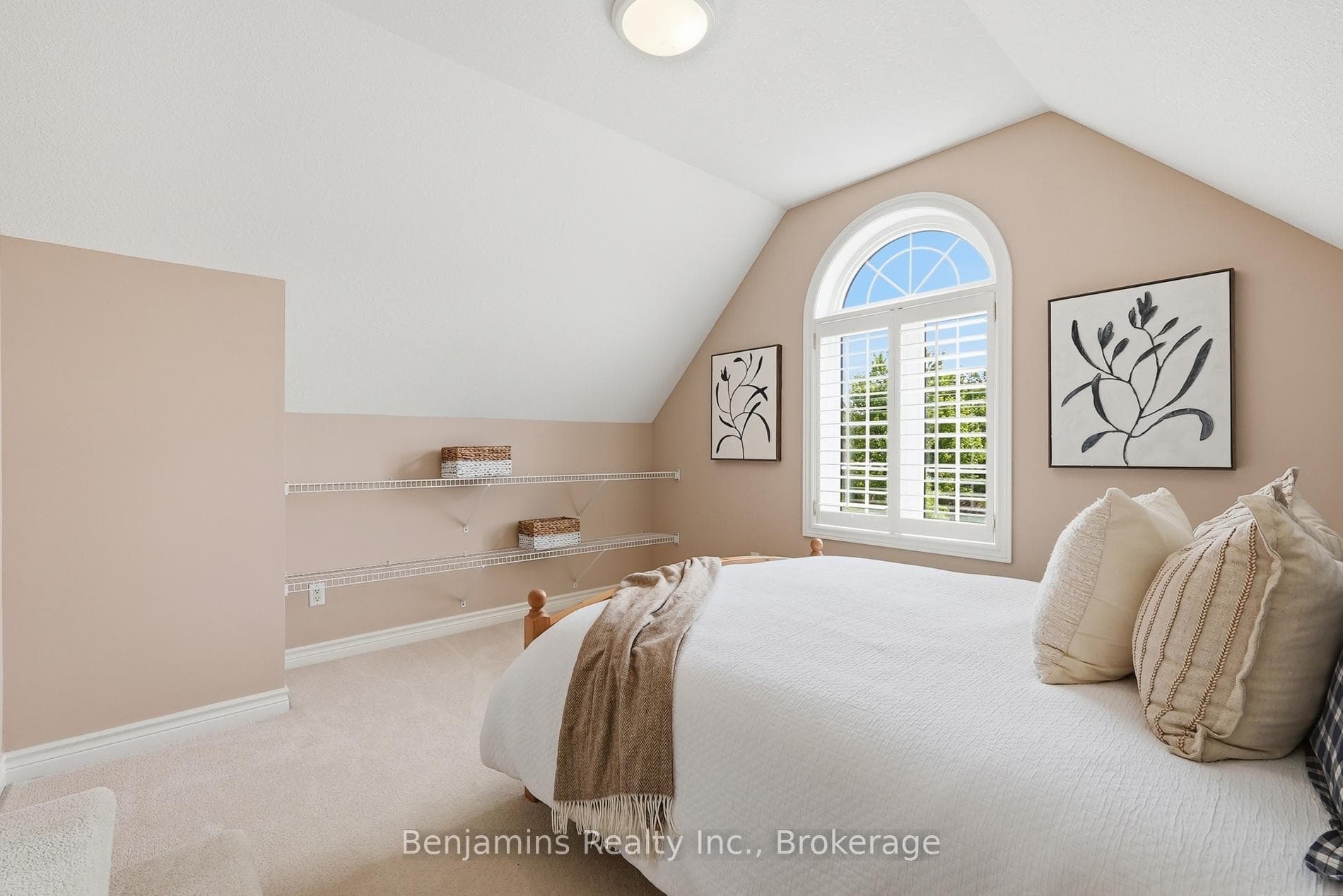 36 Weberlyn Crescent photo 29