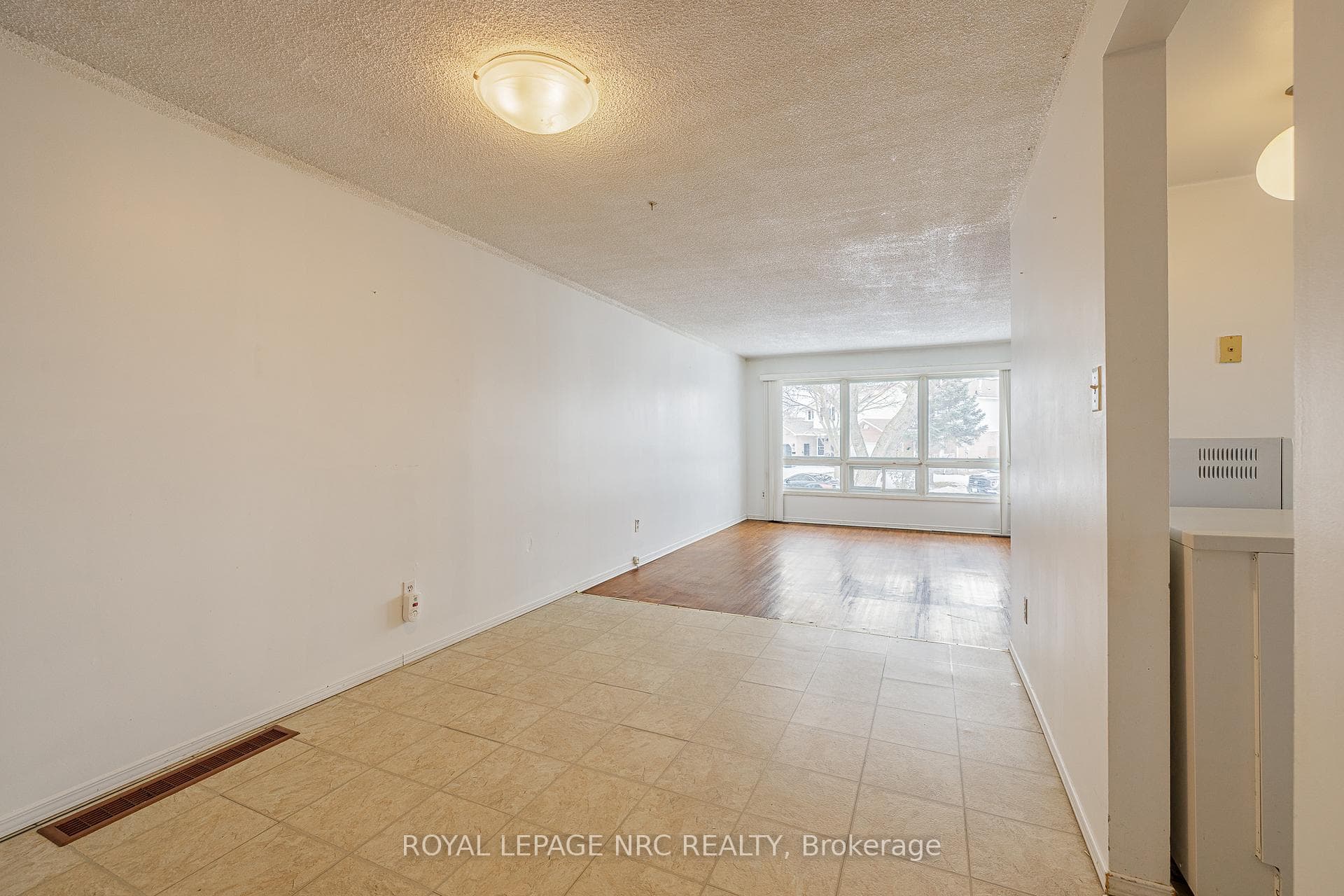 38 Buchanan Crescent photo 10