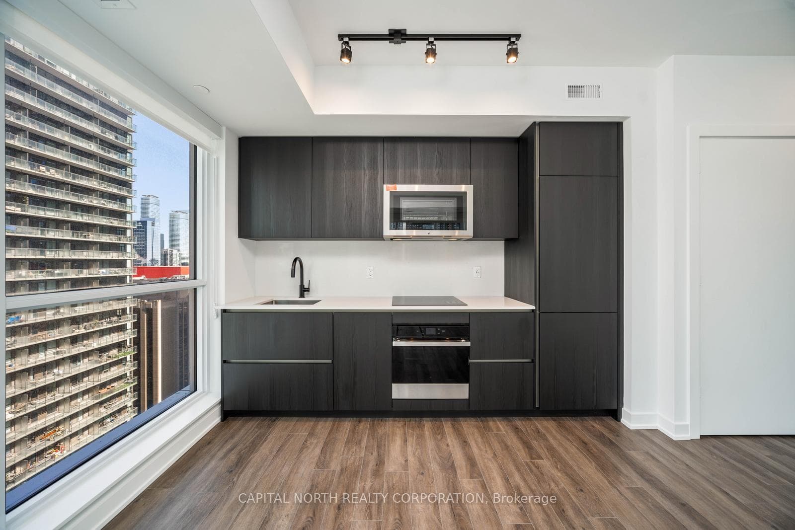 327 King Street Unit 2307 photo 15