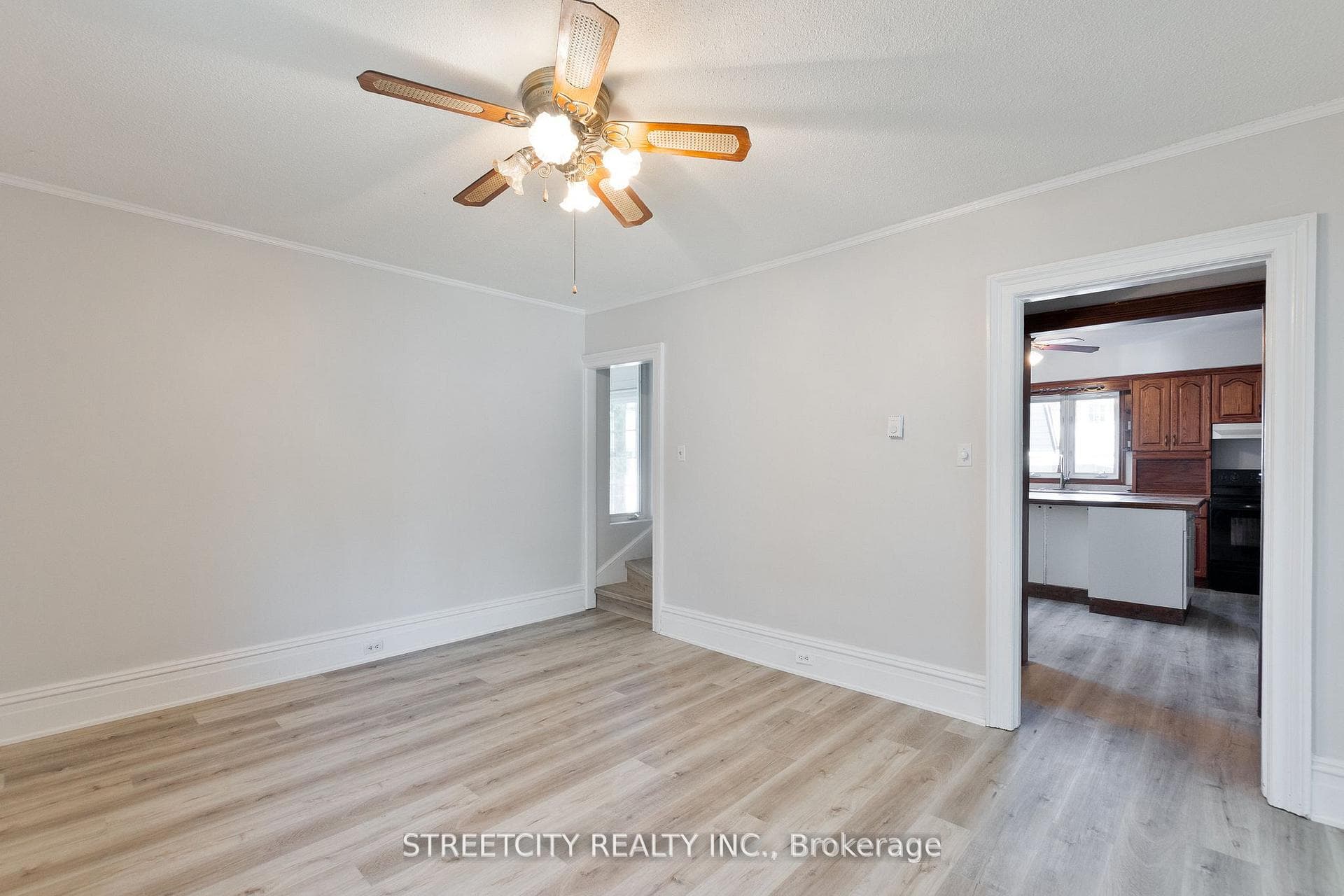 58 Norwich Avenue photo 9