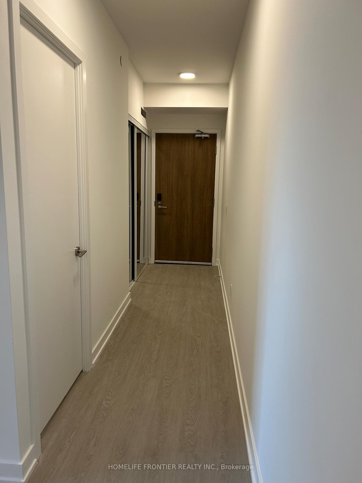 8188 Yonge Street Unit 315 photo 5