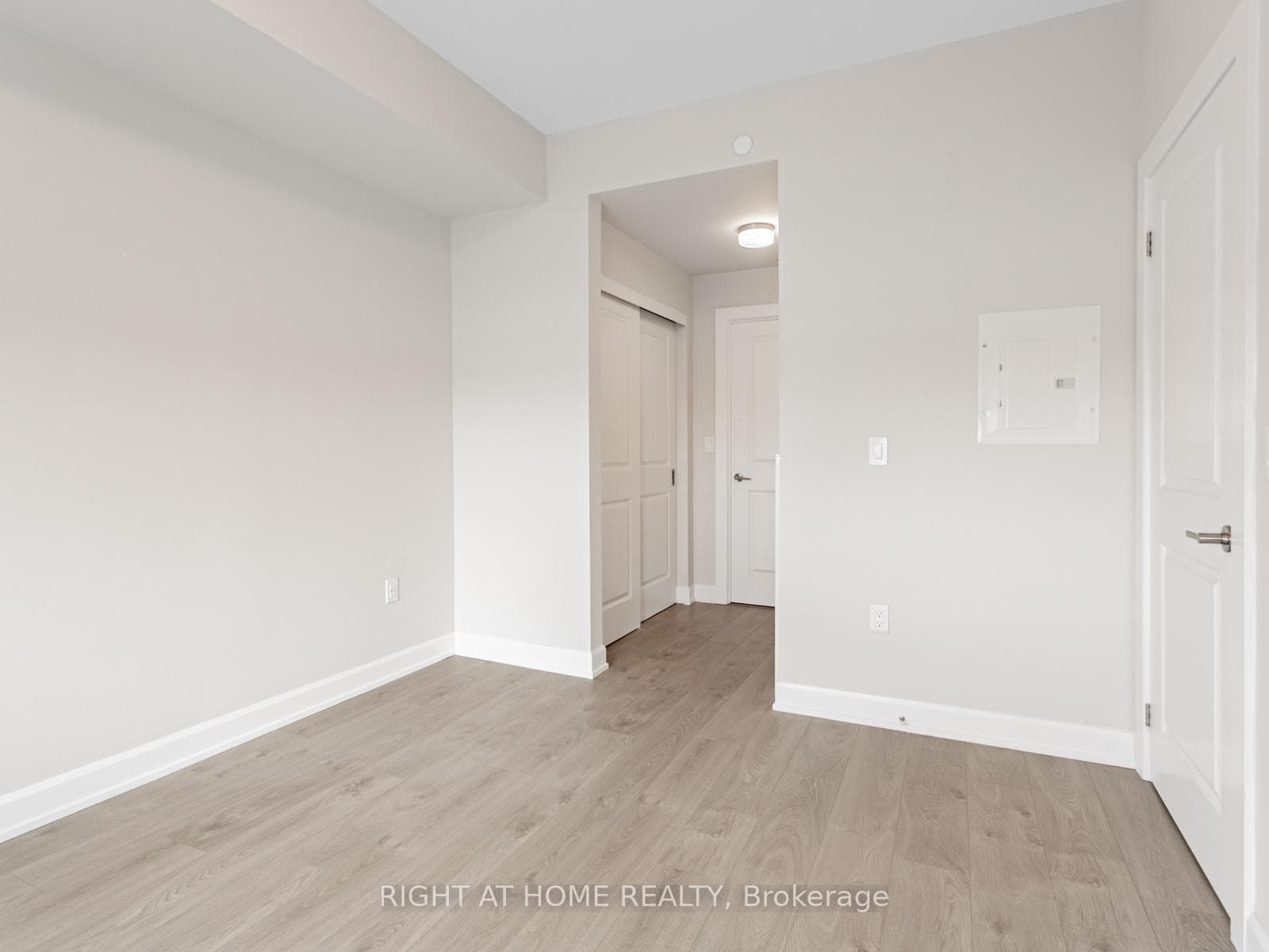 3200 William Coltson Avenue Unit 413 photo 14
