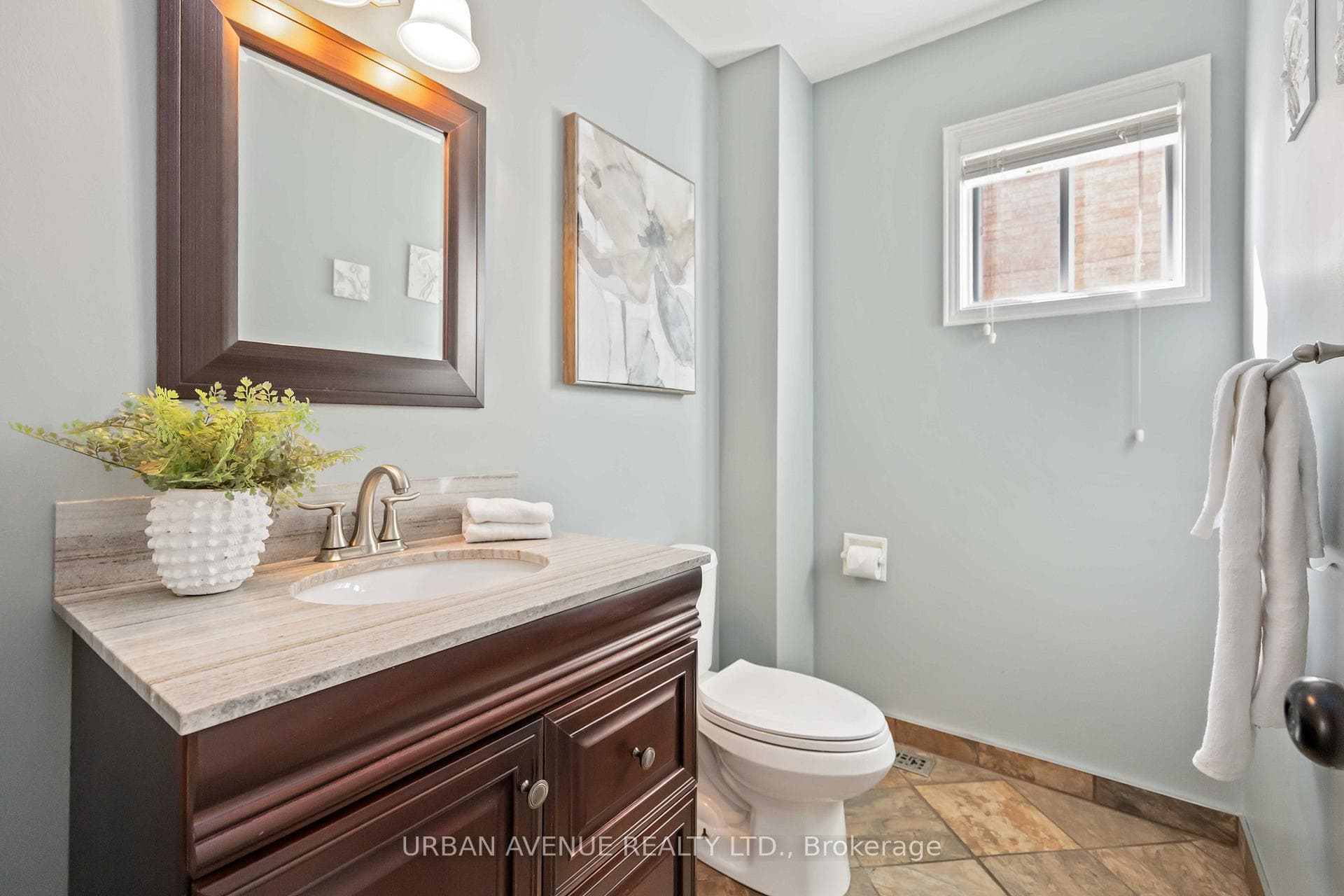 711 Cowan Circle photo 21
