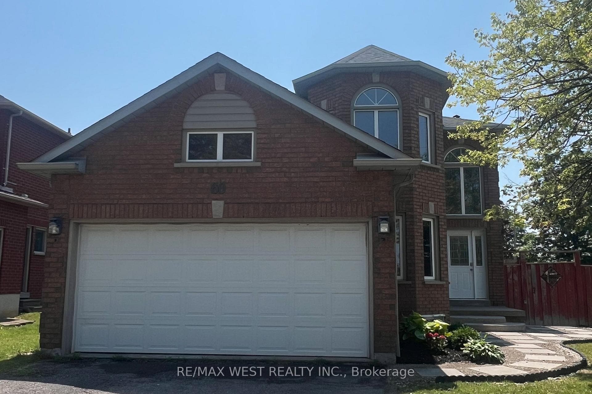 60 Furrow Drive photo 1
