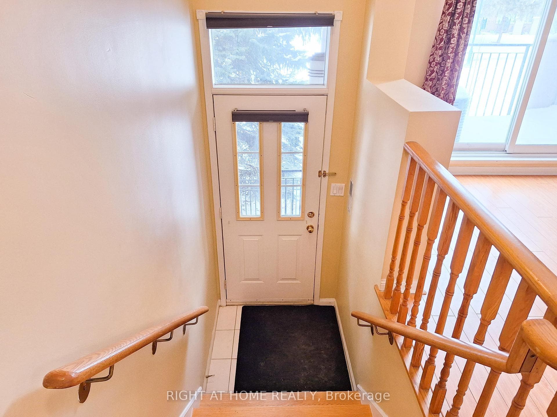 821 Grandview Way photo 4