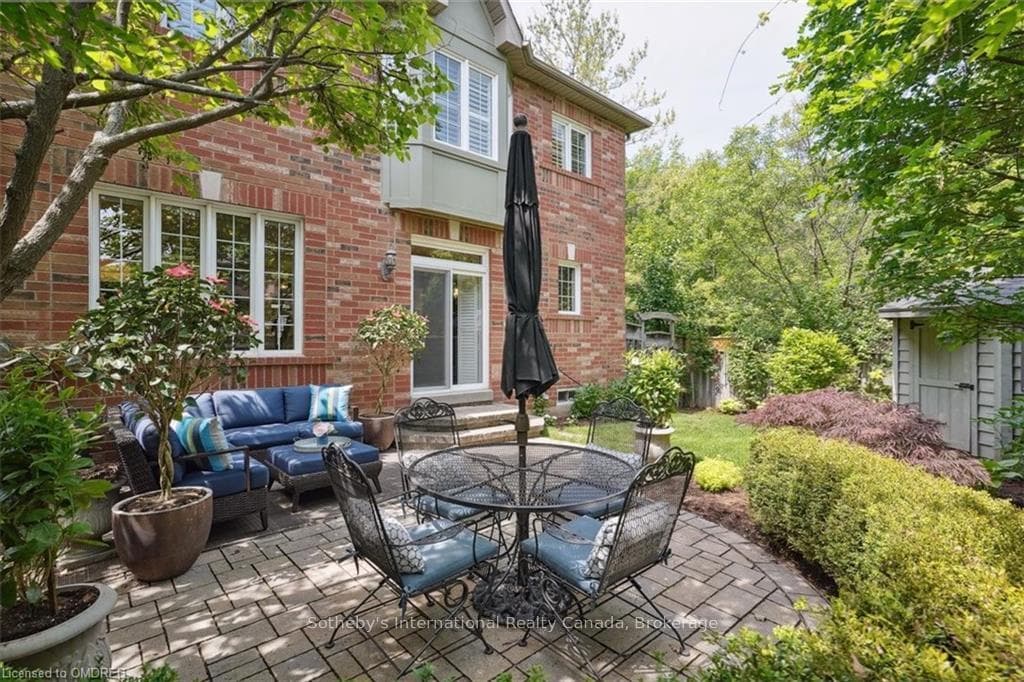 2108 WOODGATE Drive photo 40