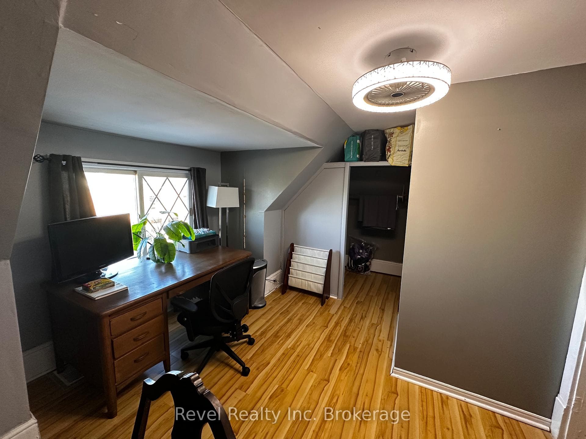 551 First Avenue photo 22