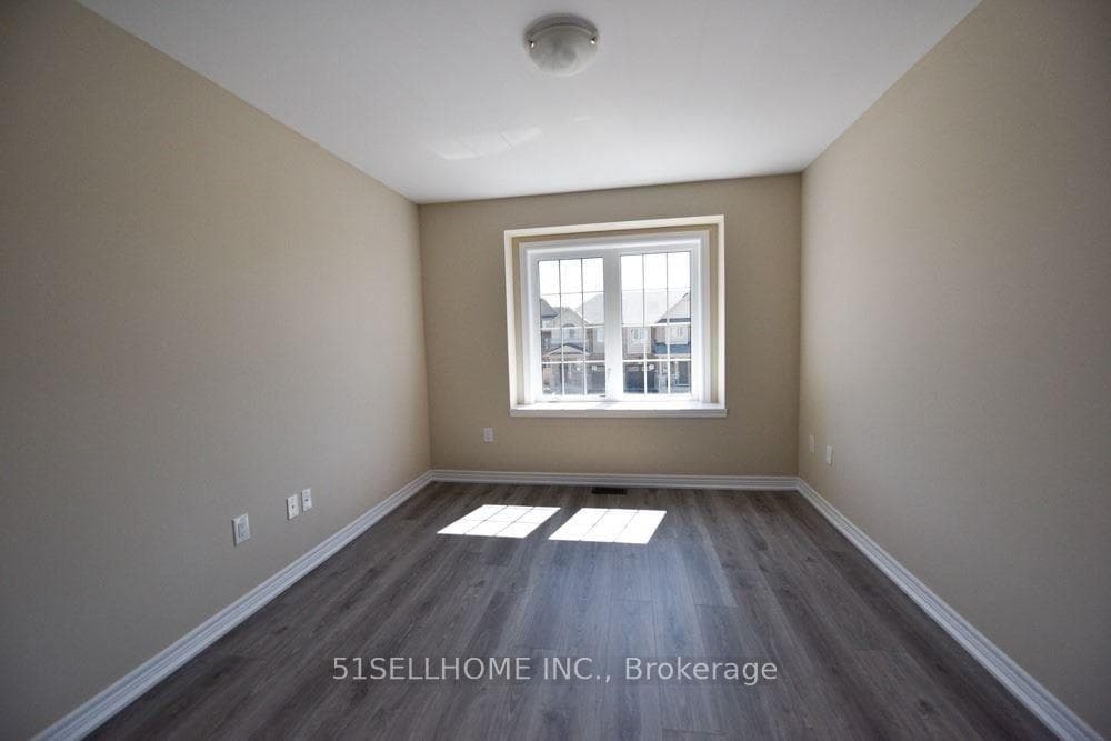 373 Threshing Mills Boulevard photo 11
