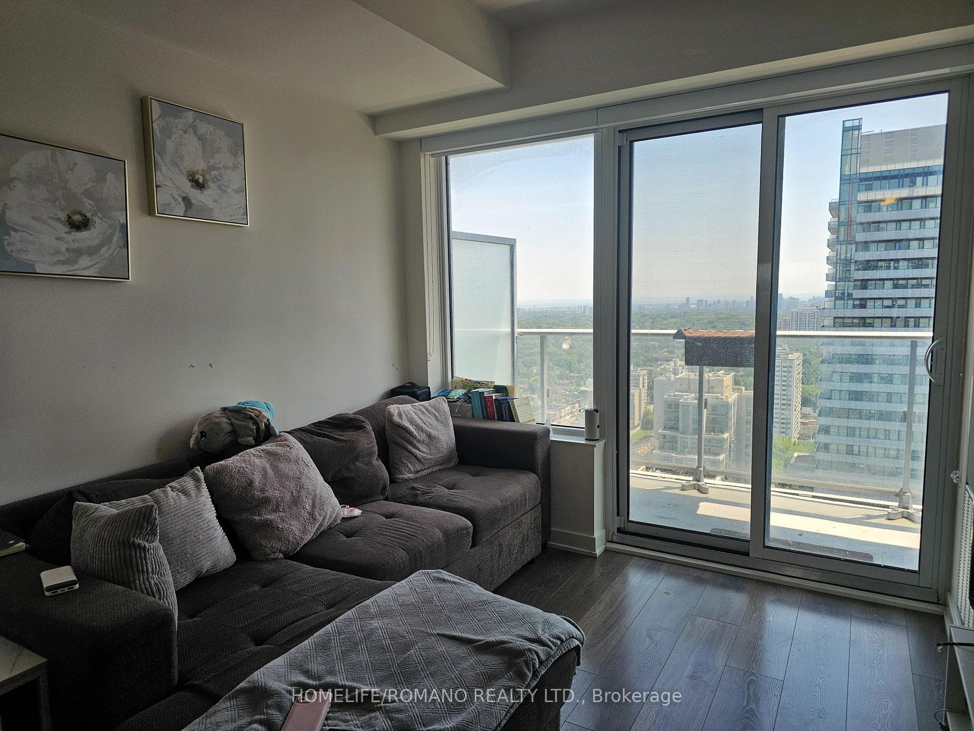 195 Redpath Avenue Unit 3408 photo 4