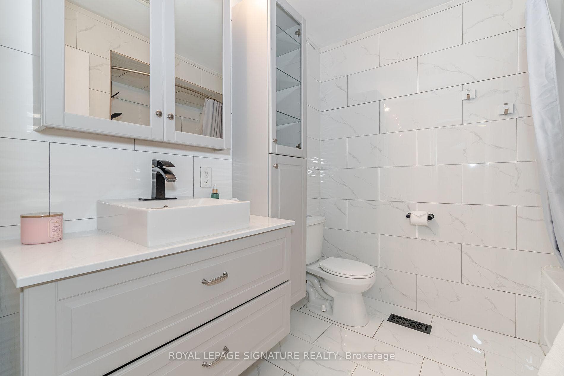 70 Hisey Crescent Unit Upper photo 10