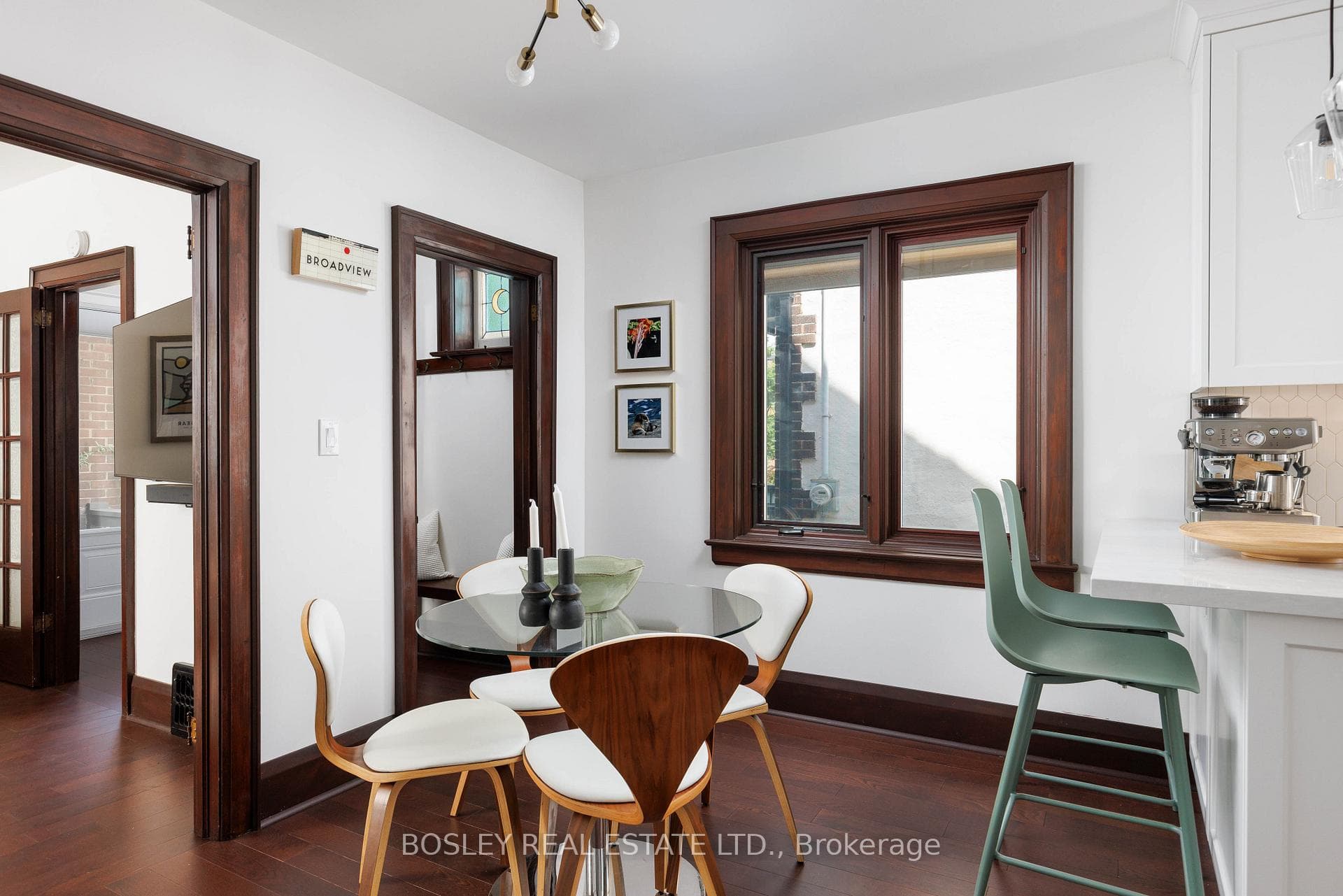 249 Gainsborough Road photo 16