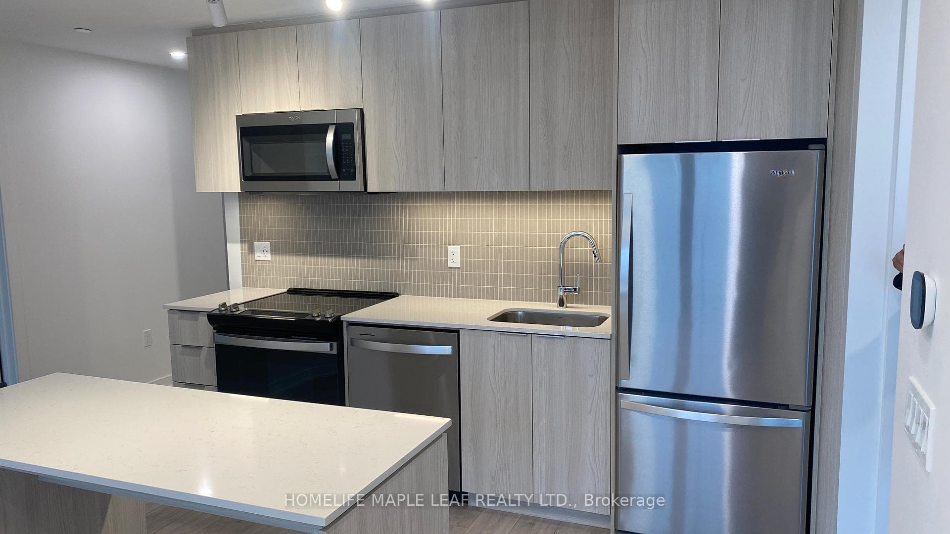 720 Whitlock Avenue Unit 512 photo 12