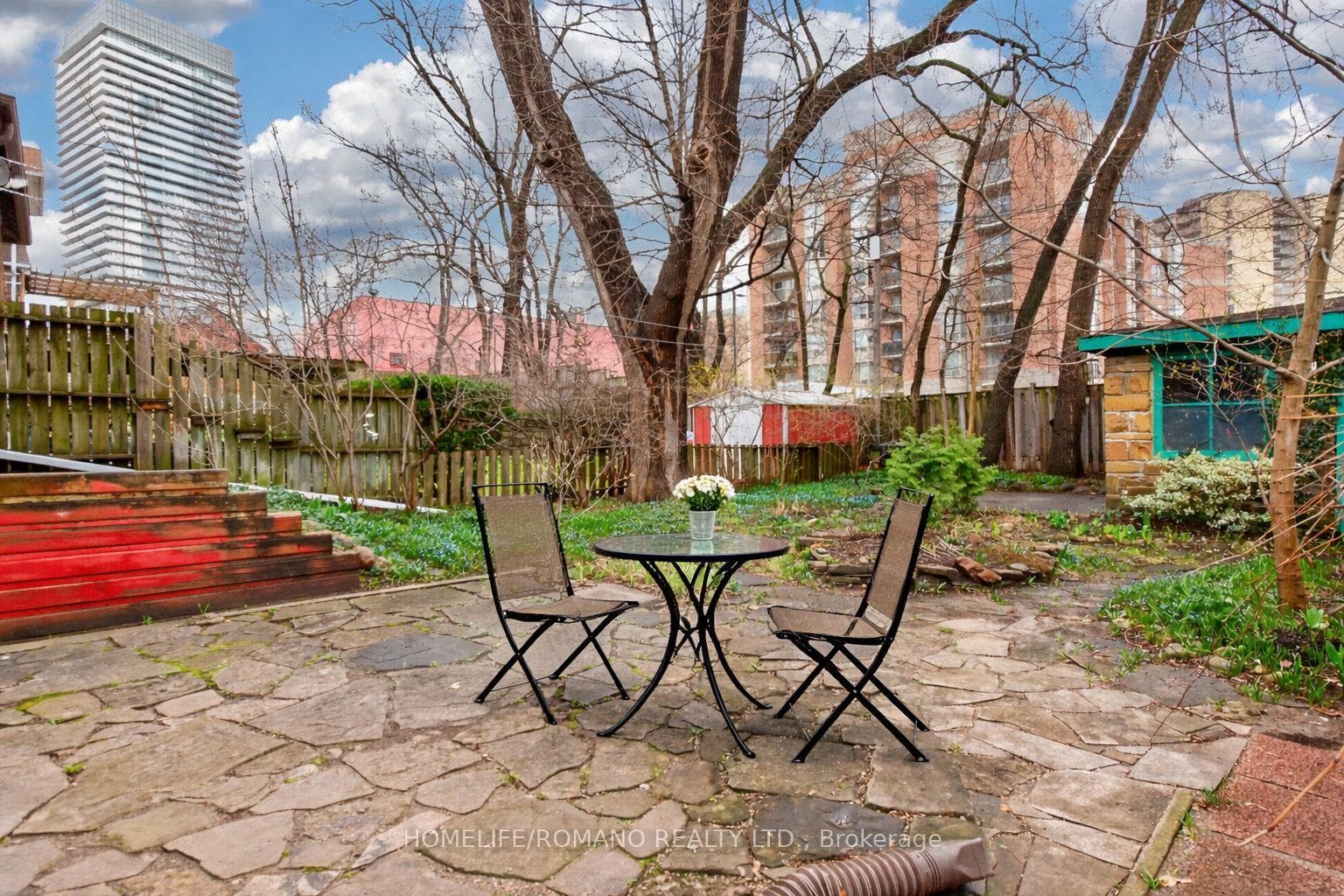 9 Little Avenue photo 36