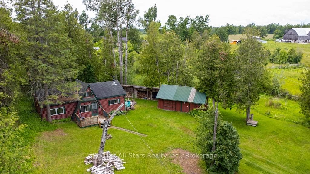 111 Wagar Road photo 1