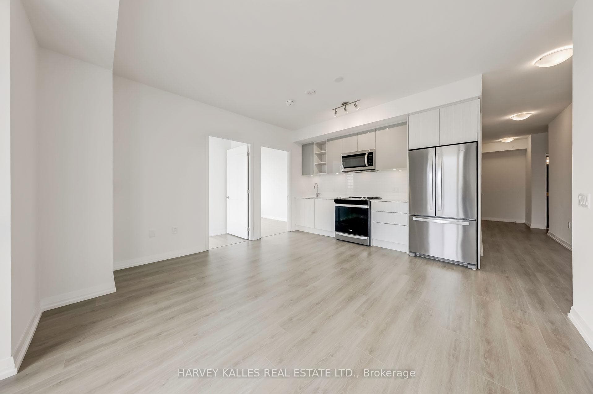 25 Holly Street Unit 2707 photo 7